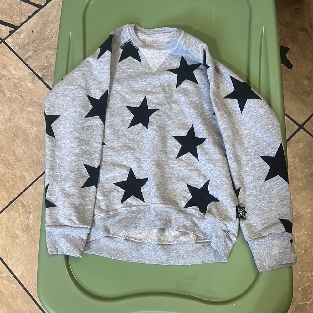 Nununu sweater